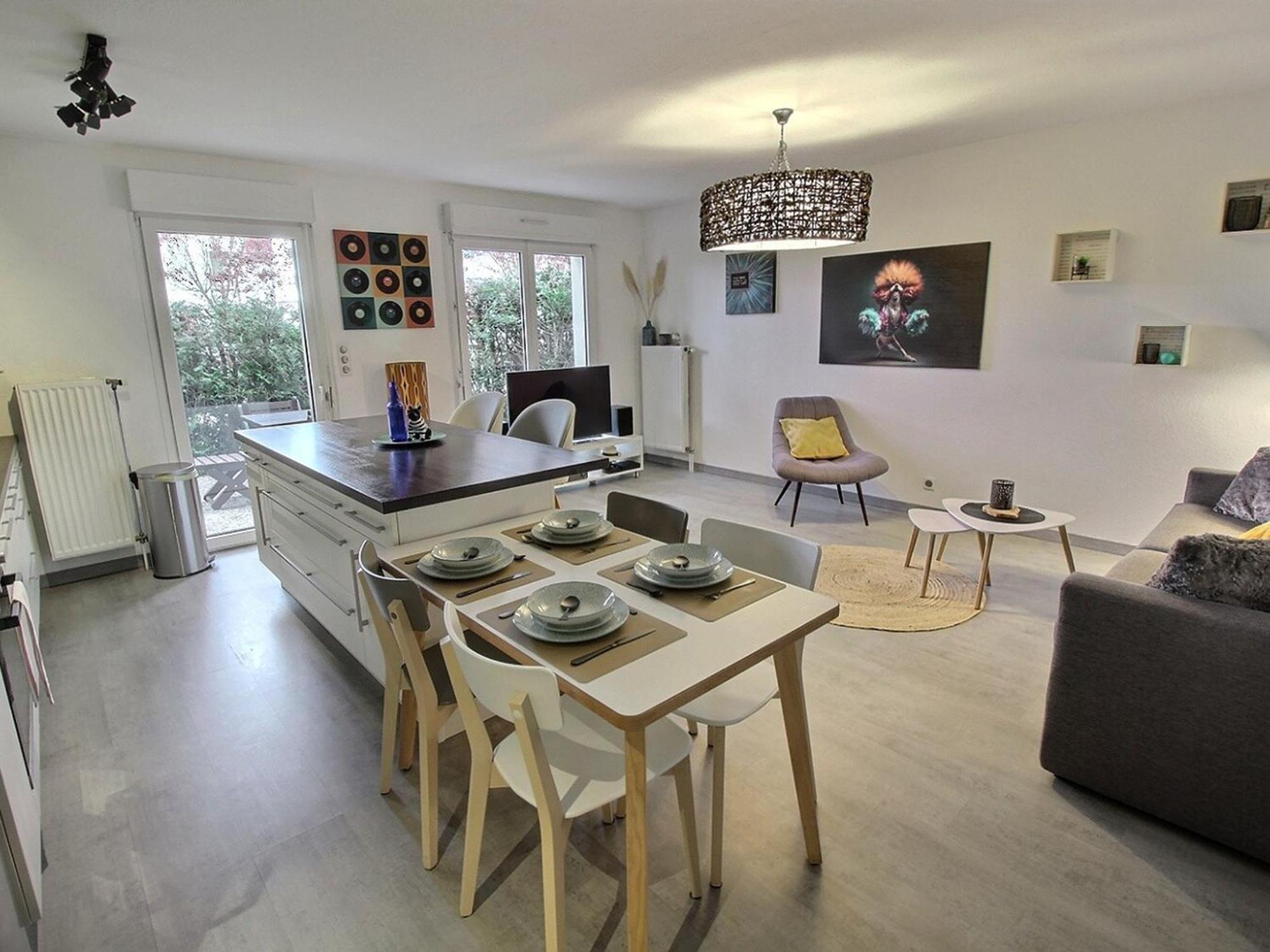 Charmant Appart Avec Garage Et Terrasse Au Coeur De Colmar, Pres De La Route Des Vins D'Alsace - Fr-1-722-6 מראה חיצוני תמונה